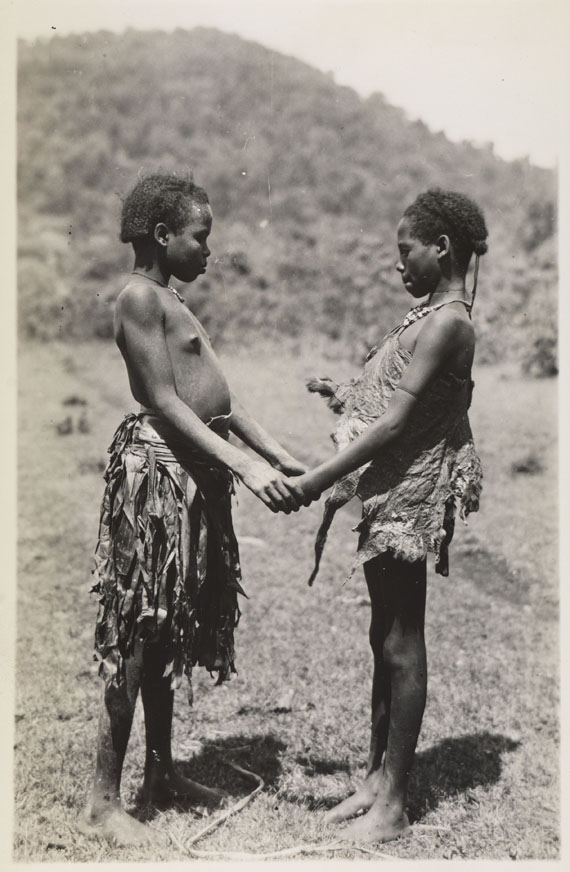   - Sammlung mit ca. 3.000 Orig. Fotografien Abessinien, mit Korrespondenz. - Weitere Abbildung