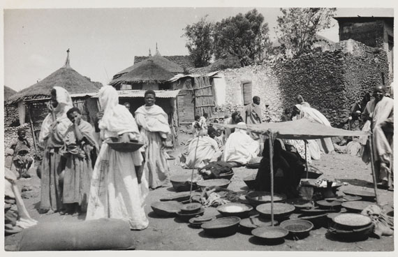   - Sammlung mit ca. 3.000 Orig. Fotografien Abessinien, mit Korrespondenz. - Weitere Abbildung
